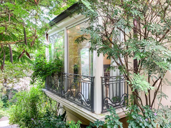 Casa de Condomínio com 4 Quartos à Venda, 587 m² em Jardim Petrópolis - São Paulo
