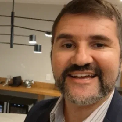 corretor de imóveis