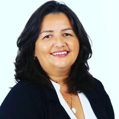 Karla Alves Dos Santos