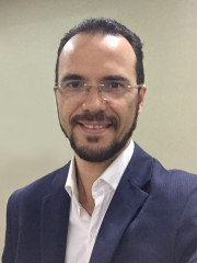 Denis Romulo 