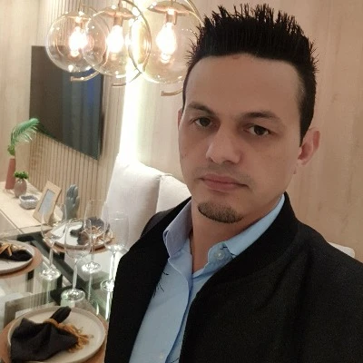 corretor de imóveis