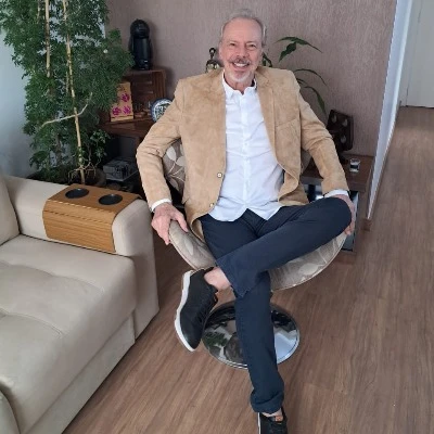 corretor de imóveis