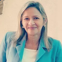Débora Cunha 