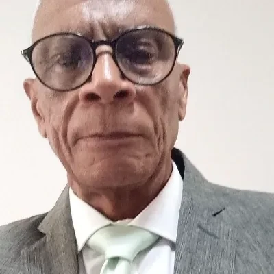 corretor de imóveis