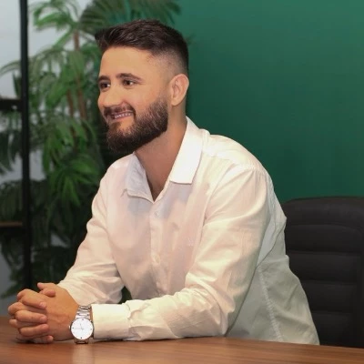 Lucas Corrêa 