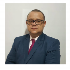 Denael Oliveira