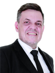 Caio Márcio Simões