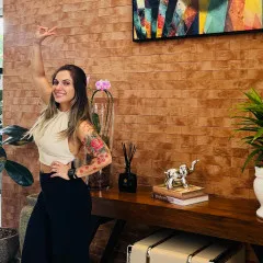 Luciane Moraes 